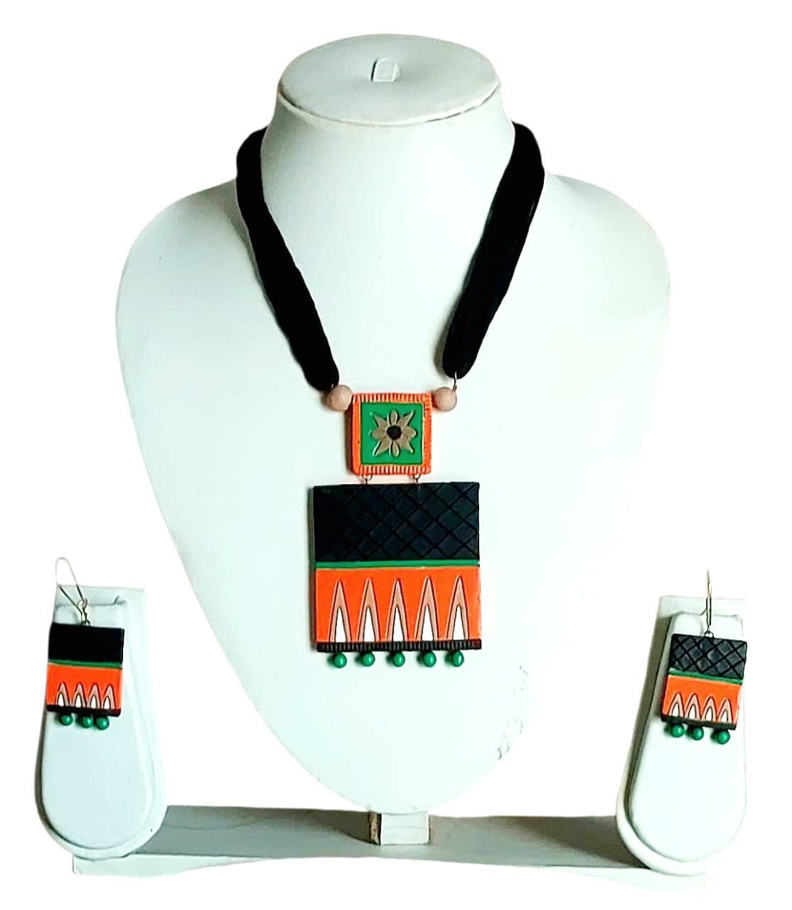 Terracotta Thread Necklace Sets