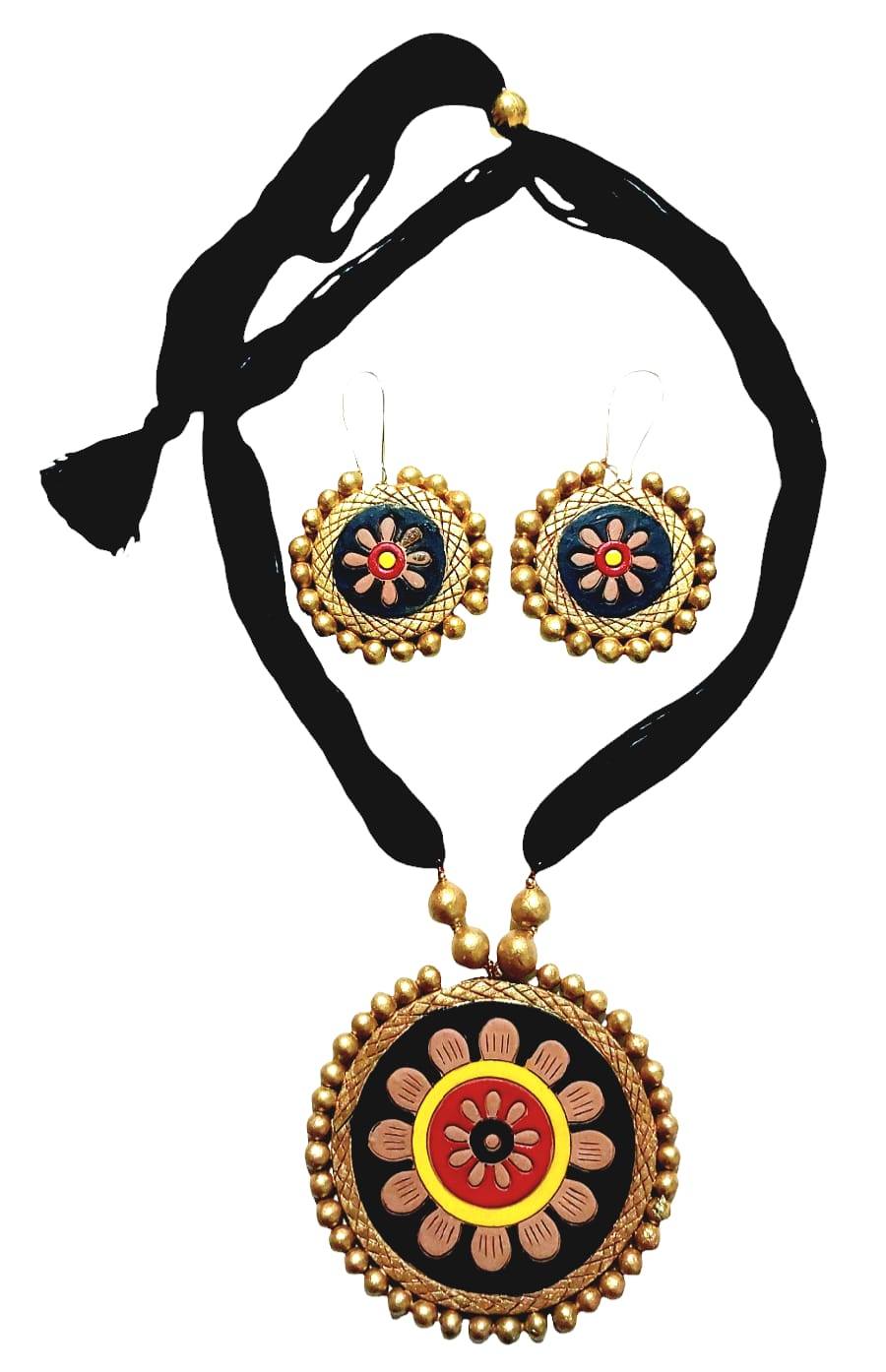 Terracotta Thread Necklace Sets