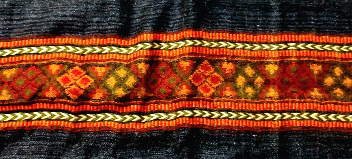 Purely Handmade Handwoven Woolen Stoles For Women & Girls