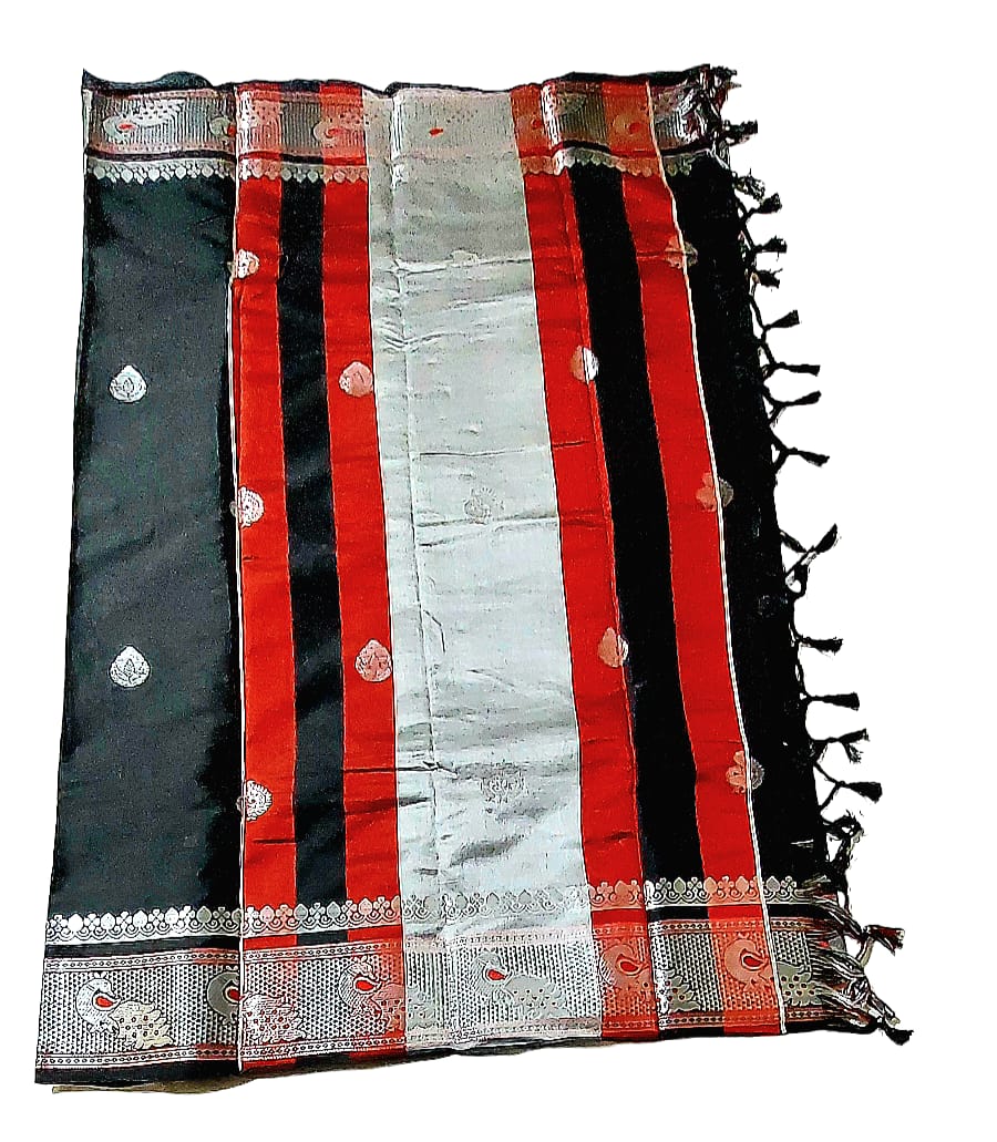 Exquisite Kadiyal Paithani Silk Saree