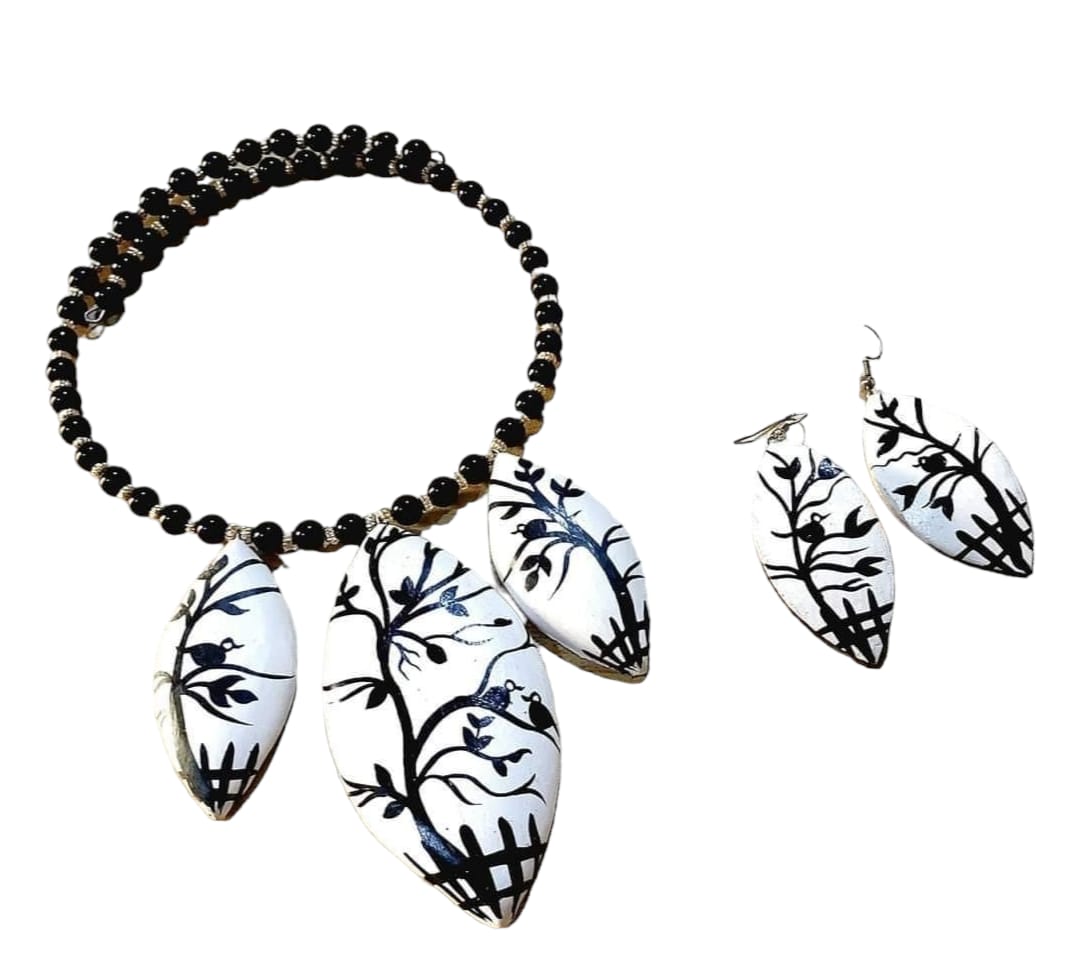 Handmade Terracotta Collar Necklace Set