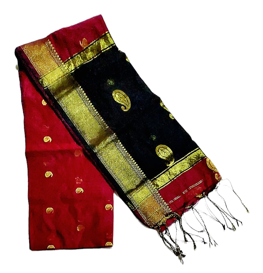 Maheshwari Cotton Silk Saree with Contrast Blouse & Contrast Pallu