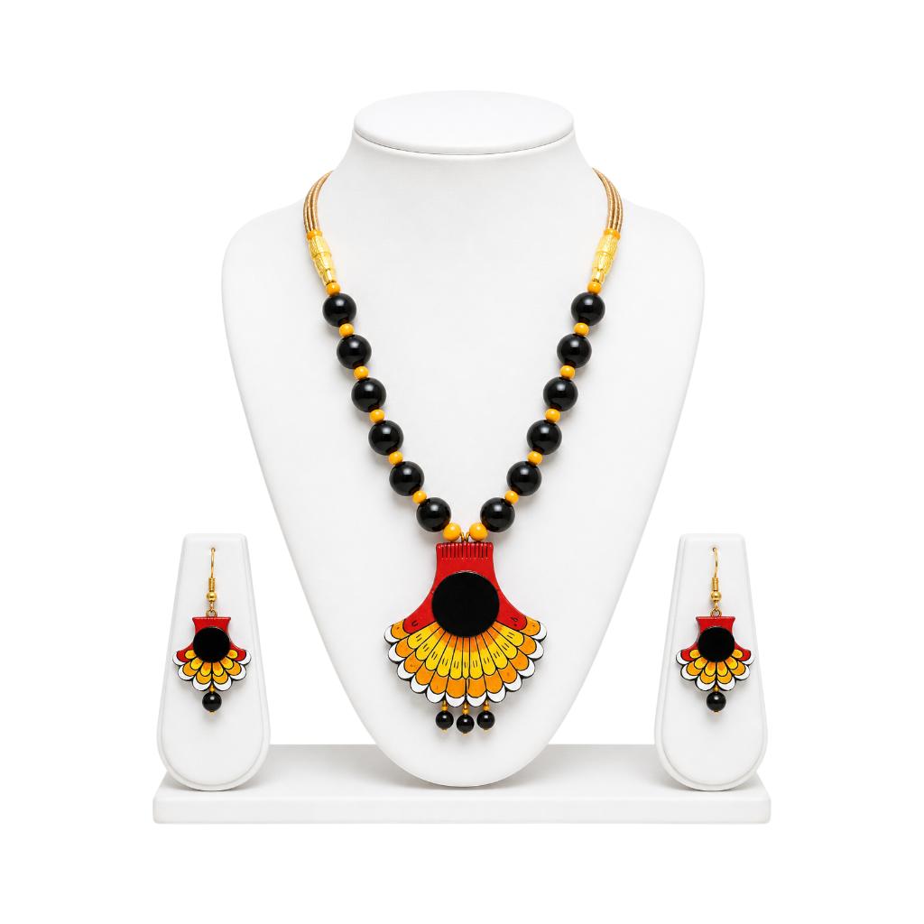 Purely Handmade Terracotta Rope Necklace With Earrings