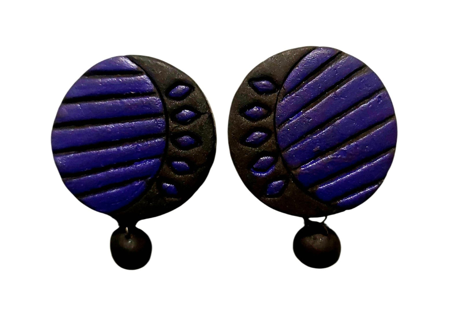 Fashweave Purely Handmade Terracotta Stud Earrings (Half Circle Floral Design)