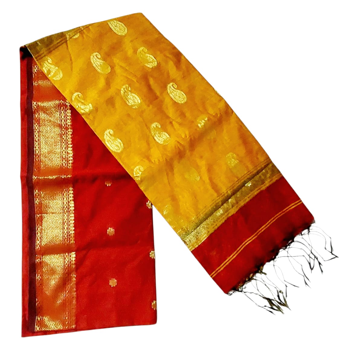 Maheshwari Cotton Silk Saree with Contrast Blouse & Contrast Pallu